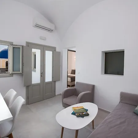 Altemar Suites Fira  Exterior photo