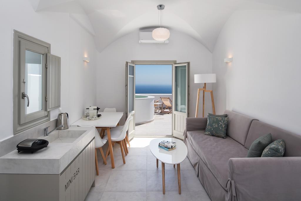 Altemar * Fira (Santorini)